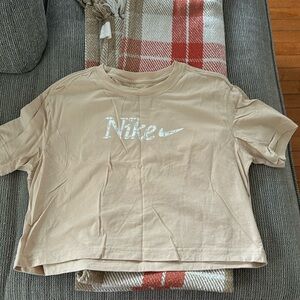 Nike crop